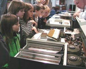 Kids-an-lochkartenl..jpg