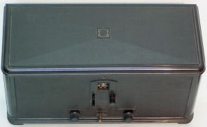 Telefunken T40W Geschlossen.jpg